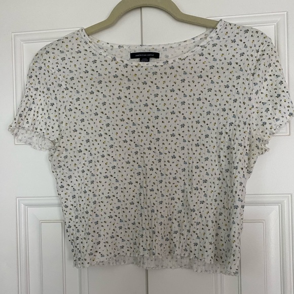 short sleeve crop top - Picture 1 of 2